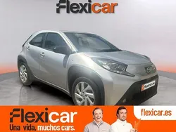 Gris Usado 2024 Toyota Aygo Utilitario | 15.790 € (Un poco caro)