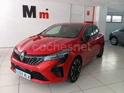 Rojo Usado 2023 Renault Clio V Techno Berlina | 16.500 € (Precio justo)