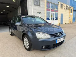 Azul Usado 2008 VW Golf VI Highline Berlina | 4890 € (Un poco caro)
