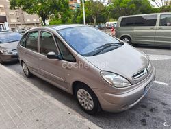 Gris / plata Usado 2003 Citroën Xsara Picasso Monovolumen | 2900 € (Un poco caro)