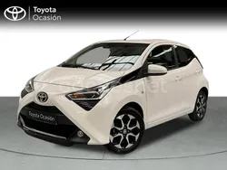 Blanco Usado 2021 Toyota Aygo X-play Utilitario | 12.900 € (Precio justo)