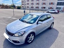 Gris / plata Usado 2012 Kia Ceed GT Berlina | 6499 € (Super precio)