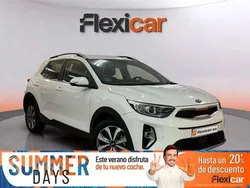 Blanco Usado 2021 Kia Stonic 2 SUV | 14.690 € (Precio justo)