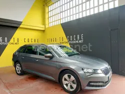 Gris / plata Usado 2021 Skoda Superb Style Familiar | 22.495 € (Un poco caro)