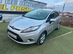 Gris / plata Usado 2010 Ford Fiesta Trend Utilitario | 5699 € (Precio justo)