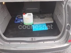 Gris / plata Usado 2004 Renault Scénic II Dynamique Monovolumen | 3000 € (Precio justo)