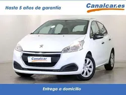 Blanco Usado 2017 Peugeot 208 Access Utilitario | 6757 € (Buen precio)