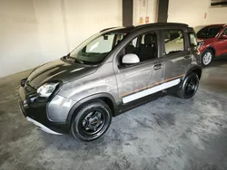 Gris / plata Usado 2023 Fiat Panda Garmin Utilitario | 11.900 € (Precio justo)