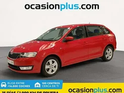 Rojo Usado 2015 Skoda Rapid Ambition Utilitario | 9990 € (Precio justo)