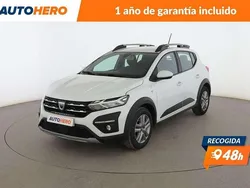 Blanco Usado 2021 Dacia Sandero Comfort Utilitario | 12.666 € (Precio justo)