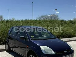 Azul Usado 2002 Ford Fiesta Trend Utilitario | 2350 € (Precio justo)