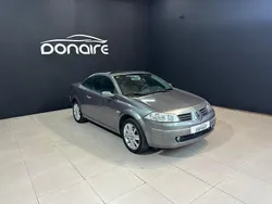 Gris Usado 2004 Renault Mégane II Authentique Utilitario | 3600 € (Precio justo)
