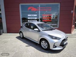 Gris Usado 2024 Toyota Yaris Hybrid Active | 23.450 € (Precio justo)