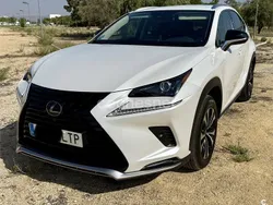 Blanco Usado 2021 Lexus NX300h SUV | 34.500 € (Precio justo)