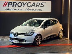 Gris / plata Usado 2015 Renault Clio IV Dynamique Berlina | 7990 € (Precio justo)
