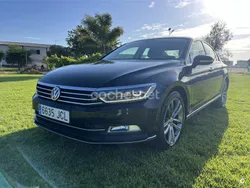 Negro Usado 2015 VW Passat Sportline Berlina | 13.250 € (Precio justo)