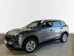 Gris / plata Nuevo 2024 Renault Austral Evolution SUV | 31.450 €