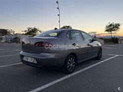 Gris / plata Usado 2004 Seat Cordoba Reference Berlina | 3000 € (Precio justo)