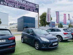 Negro Usado 2013 Ford C-MAX Trend Monovolumen | 6499 € (Buen precio)