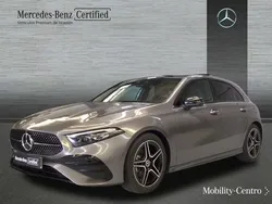 Gris Usado 2023 Mercedes A200 AMG line Berlina | 38.000 € (Caro)