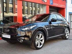Negro Usado 2015 Infiniti QX70 SUV | 22.990 €
