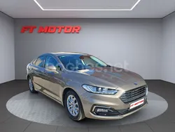 Beige Usado 2020 Ford Mondeo Titanium Berlina | 13.999 € (Precio justo)
