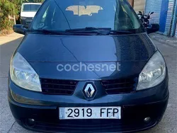 Negro Usado 2007 Renault Scénic II Expression Monovolumen | 2300 € (Buen precio)