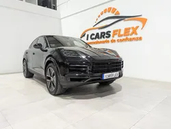 Negro Usado 2024 Porsche Cayenne SUV | 135.000 €