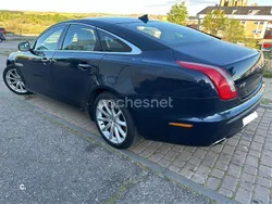 Azul Usado 2013 Jaguar XJ Premium Luxury Berlina | 30.000 €