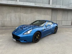 Azul Usado 2014 Ferrari California Descapotable | 119.999 €