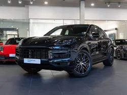 Negro cromita metalizado Usado 2025 Porsche Cayenne SUV | 142.900 €
