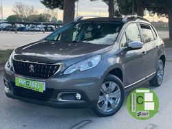 Gris / plata Usado 2017 Peugeot 2008 Style SUV | 8499 € (Precio justo)