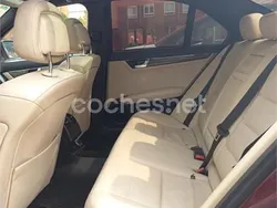 Granate Usado 2008 Mercedes C220 Avantgarde Berlina | 6000 € (Super precio)
