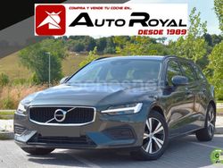 Gris / plata Usado 2020 Volvo V60 Momentum Familiar | 22.900 € (Precio justo)