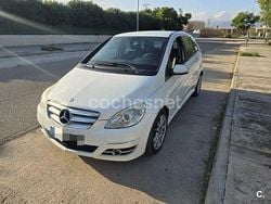 Blanco Usado 2009 Mercedes B180 Monovolumen | 5200 € (Caro)