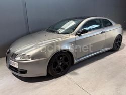 Gris / plata Usado 2007 Alfa Romeo GT Coupe | 4000 € (Buen precio)