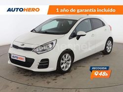Blanco Usado 2015 Kia Rio Berlina | 10.299 € (Un poco caro)