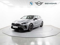 Gris / plata Usado 2024 BMW M135 Comfort Edition Utilitario | 57.450 € (Precio justo)