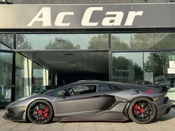 Gris Usado 2012 Lamborghini Aventador Coupe | 299.000 €
