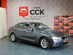 Gris / plata Usado 2018 BMW 318 Comfort Edition Berlina | 16.900 € (Precio justo)