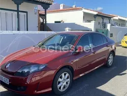 Granate Usado 2010 Renault Laguna III Expression Berlina | 8000 €