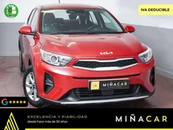 Rojo Usado 2022 Kia Stonic SUV | 13.005 € (Buen precio)