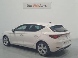 Blanco Usado 2025 Seat Leon FR | 27.900 € (Un poco caro)