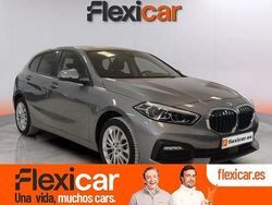 Gris Usado 2024 BMW 118 Utilitario | 27.490 € (Precio justo)
