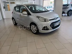Gris / plata Usado 2014 Hyundai i10 Utilitario | 6450 € (Precio justo)