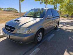 Beige Usado 2006 Kia Carnival EX Monovolumen | 4499 € (Precio justo)