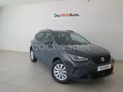 Azul Nuevo 2025 Seat Arona Style SUV | 20.800 €