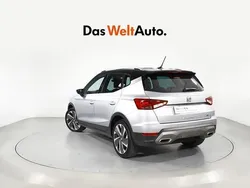 Gris plata Usado 2022 Seat Arona FR SUV | 18.500 € (Precio justo)