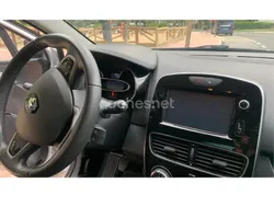 Gris / plata Usado 2016 Renault Clio IV LIMITED Berlina | 7400 € (Precio justo)