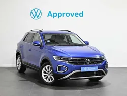 Azul Usado 2024 VW T-Roc Life SUV | 27.900 € (Precio justo)